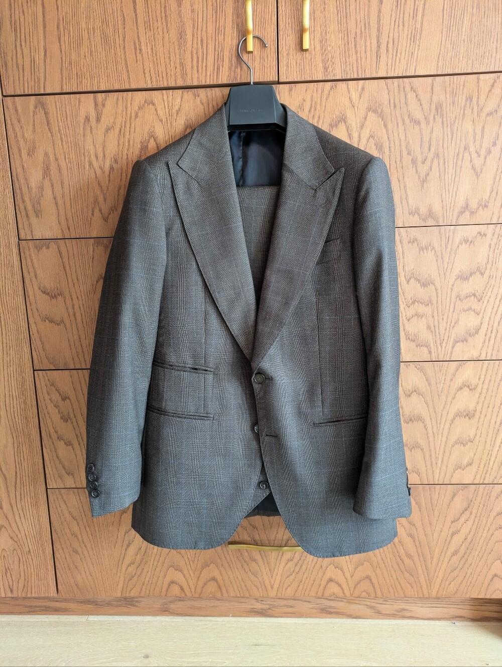 Spier & Mackay Three Piece Suit - Peak Lapel, Single Breasted